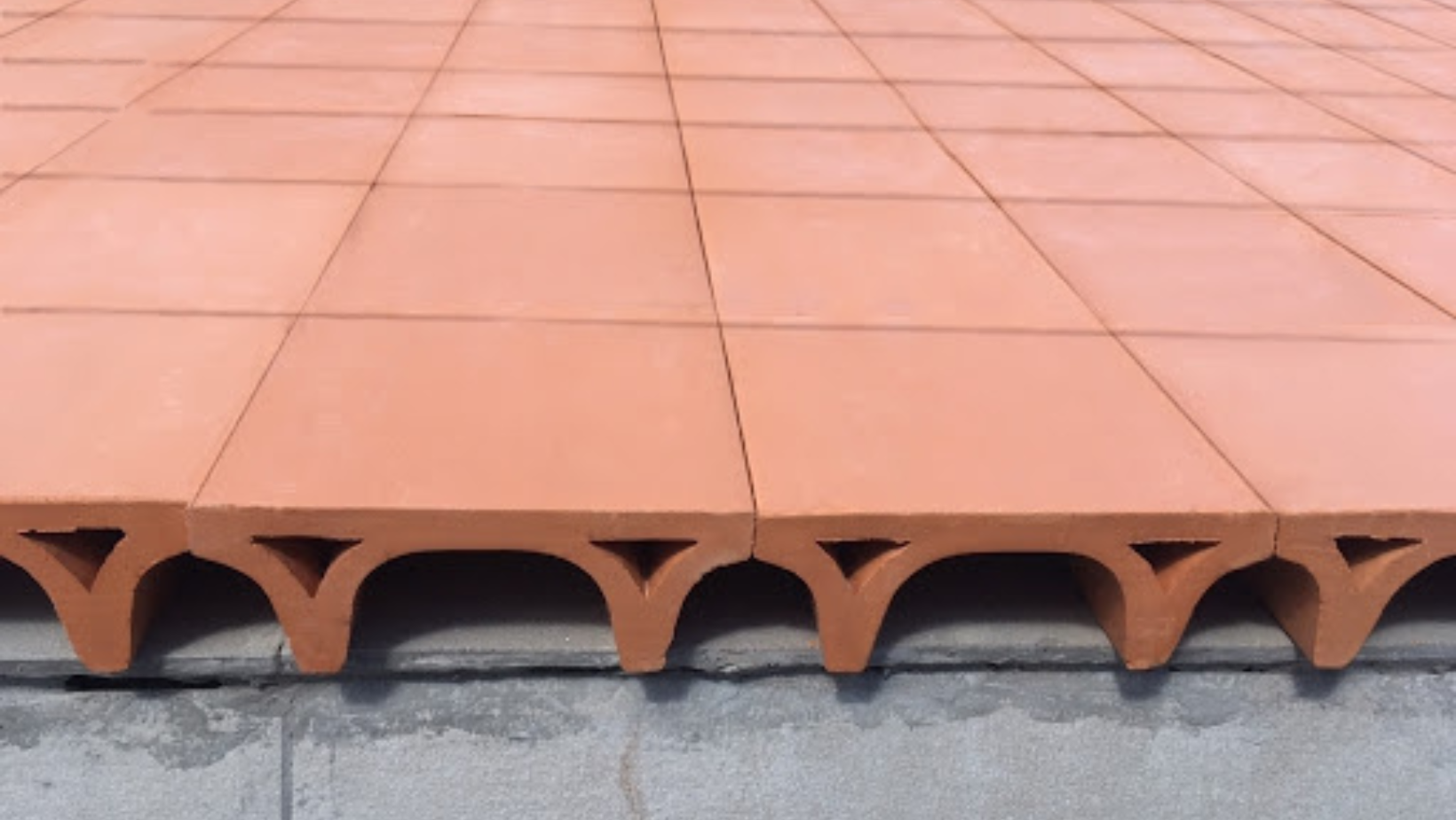 vật liệu gạch lỗ cách nhiệt cho mái nhà