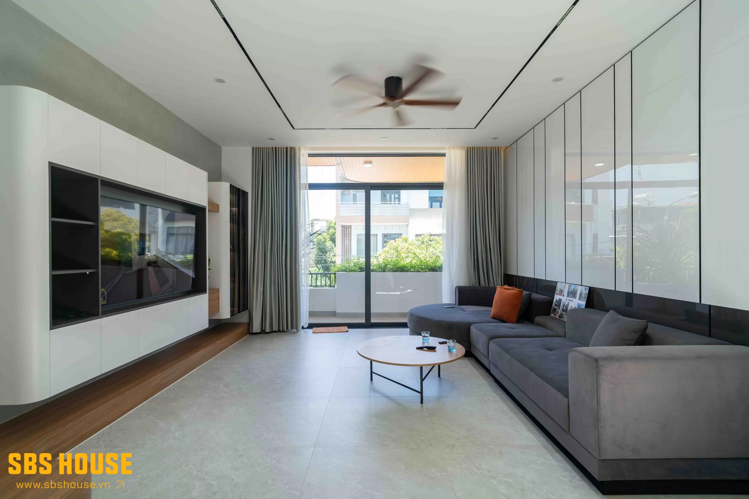 hình ảnh thực tế phòng khách SBS HOUSE thiết kế và thi công