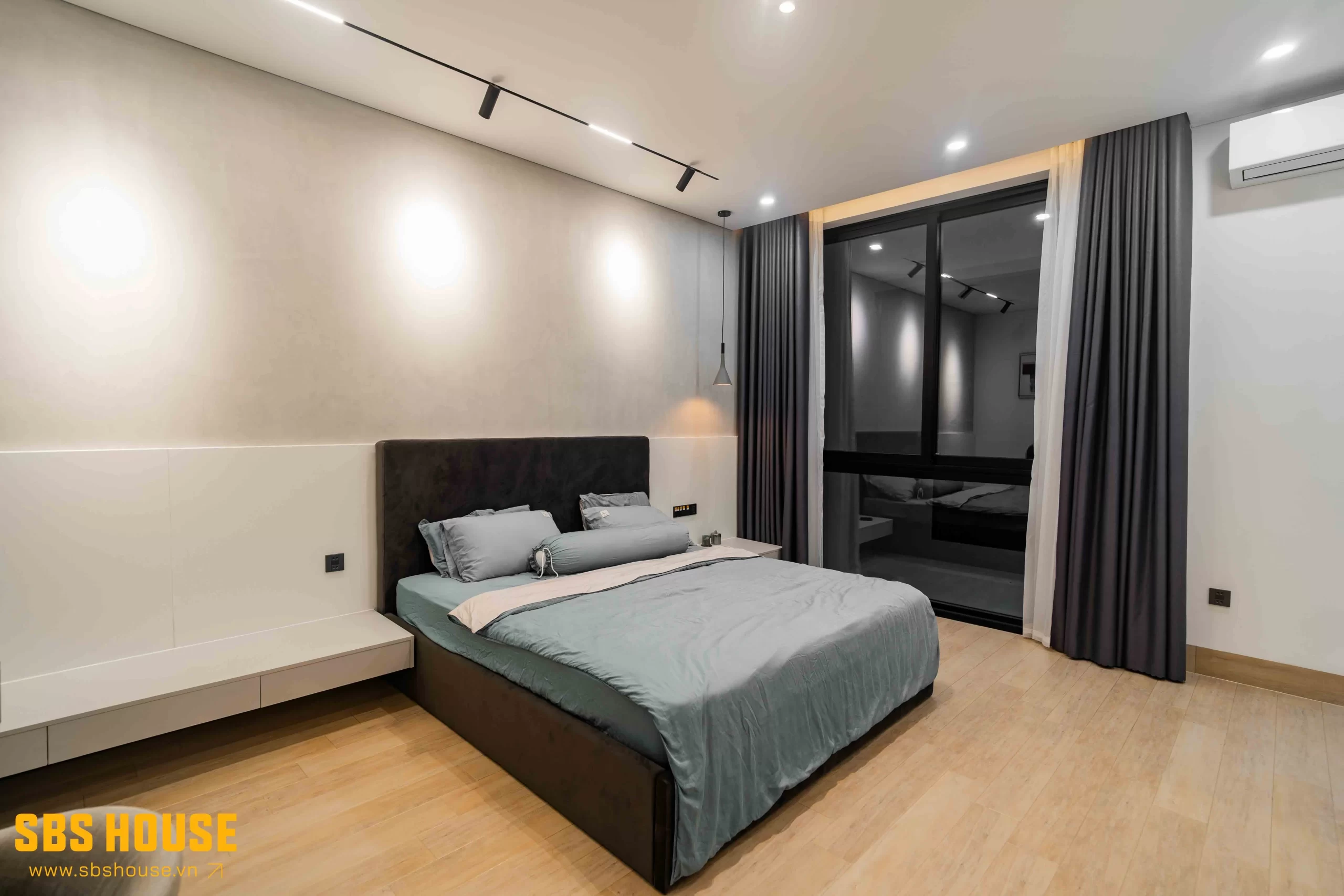 Hình ảnh thực tế phòng ngủ cho nữ tại V's Villa