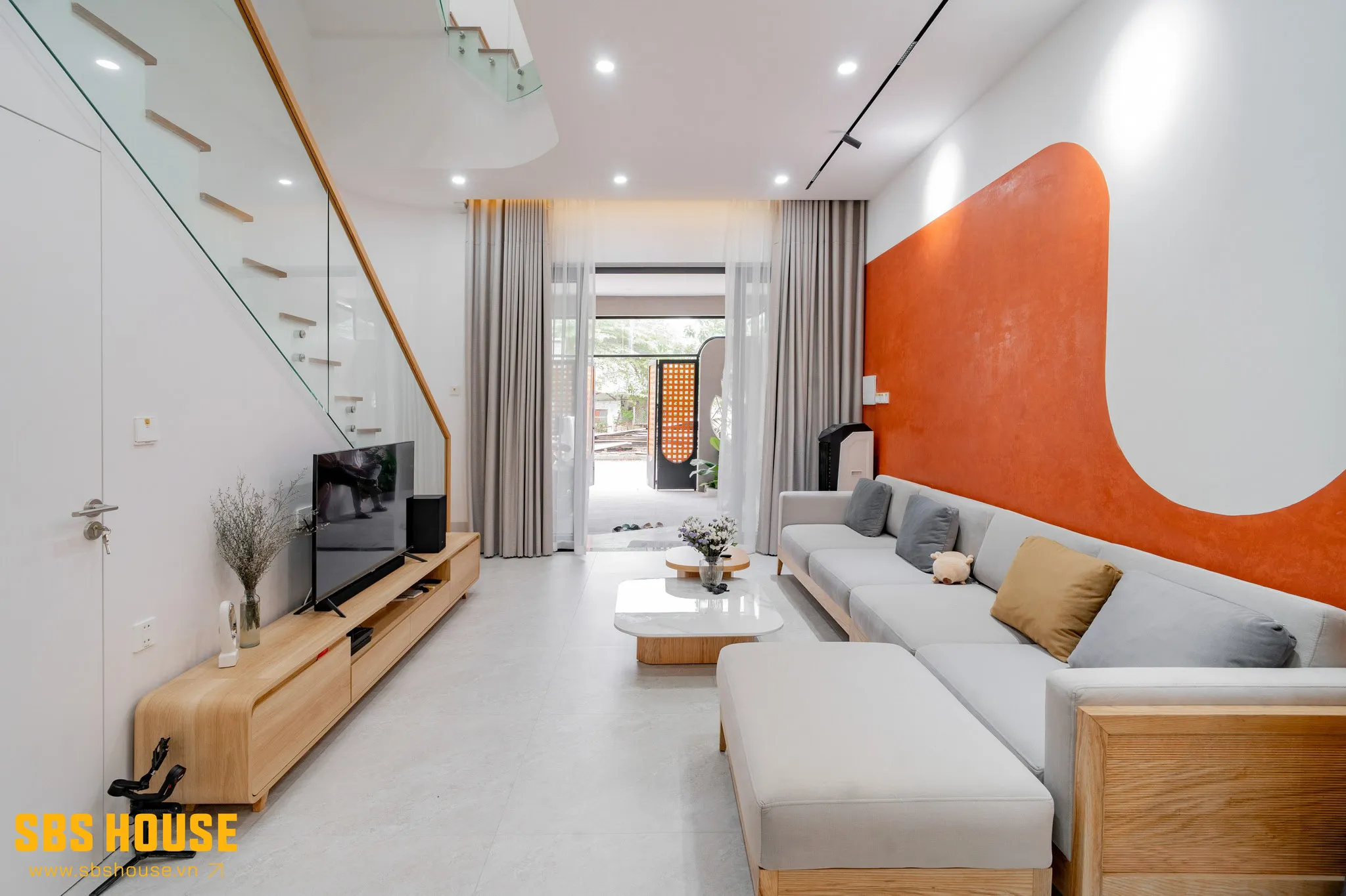 hình ảnh thực tế phòng khách SBS HOUSE thiết kế và thi công