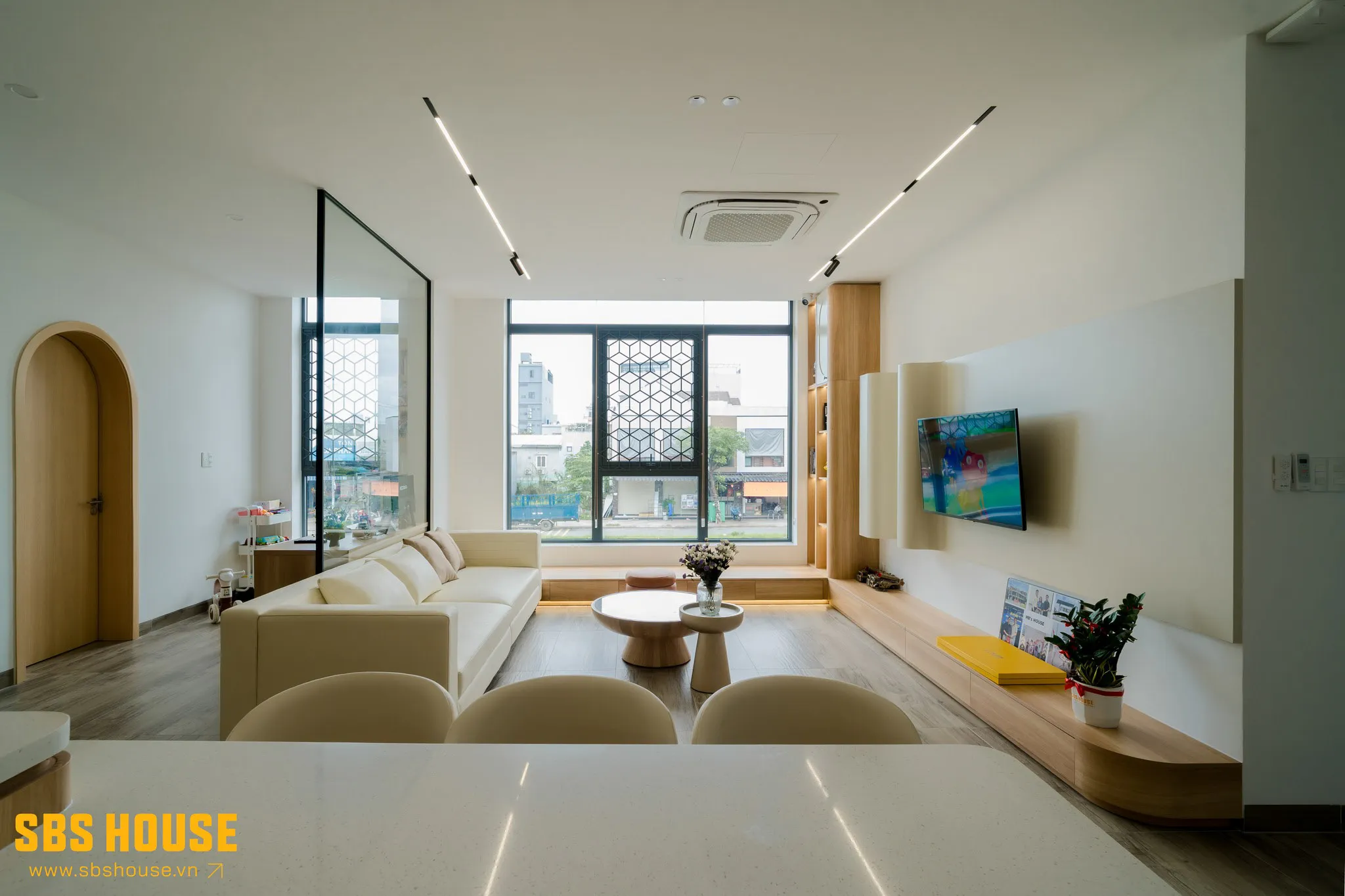 hình ảnh thực tế phòng khách SBS HOUSE thiết kế và thi công