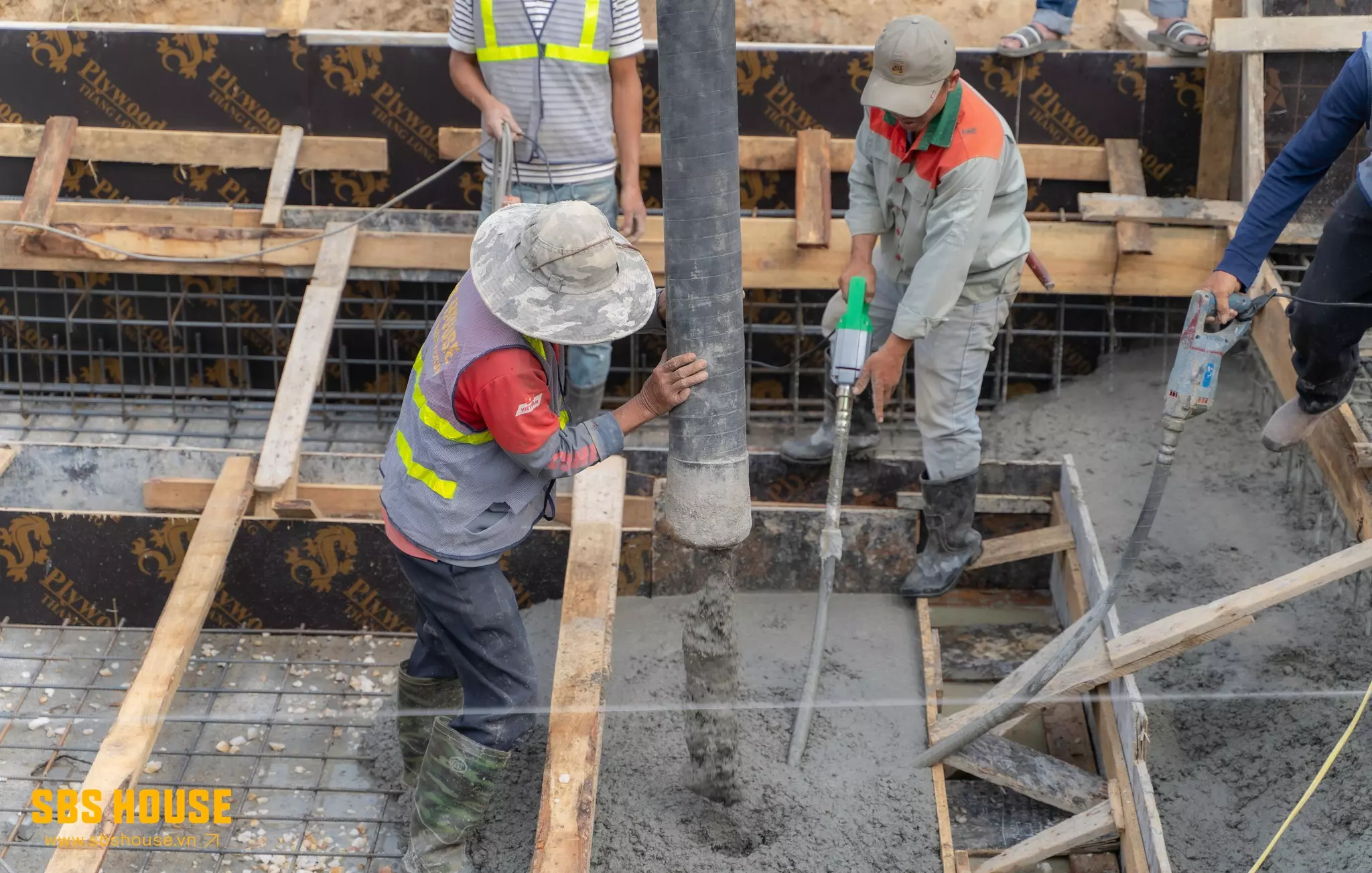 sáp nhập huyện Nhà Bè giá nhân công và chi phí vật tư xây dựng biến động không
