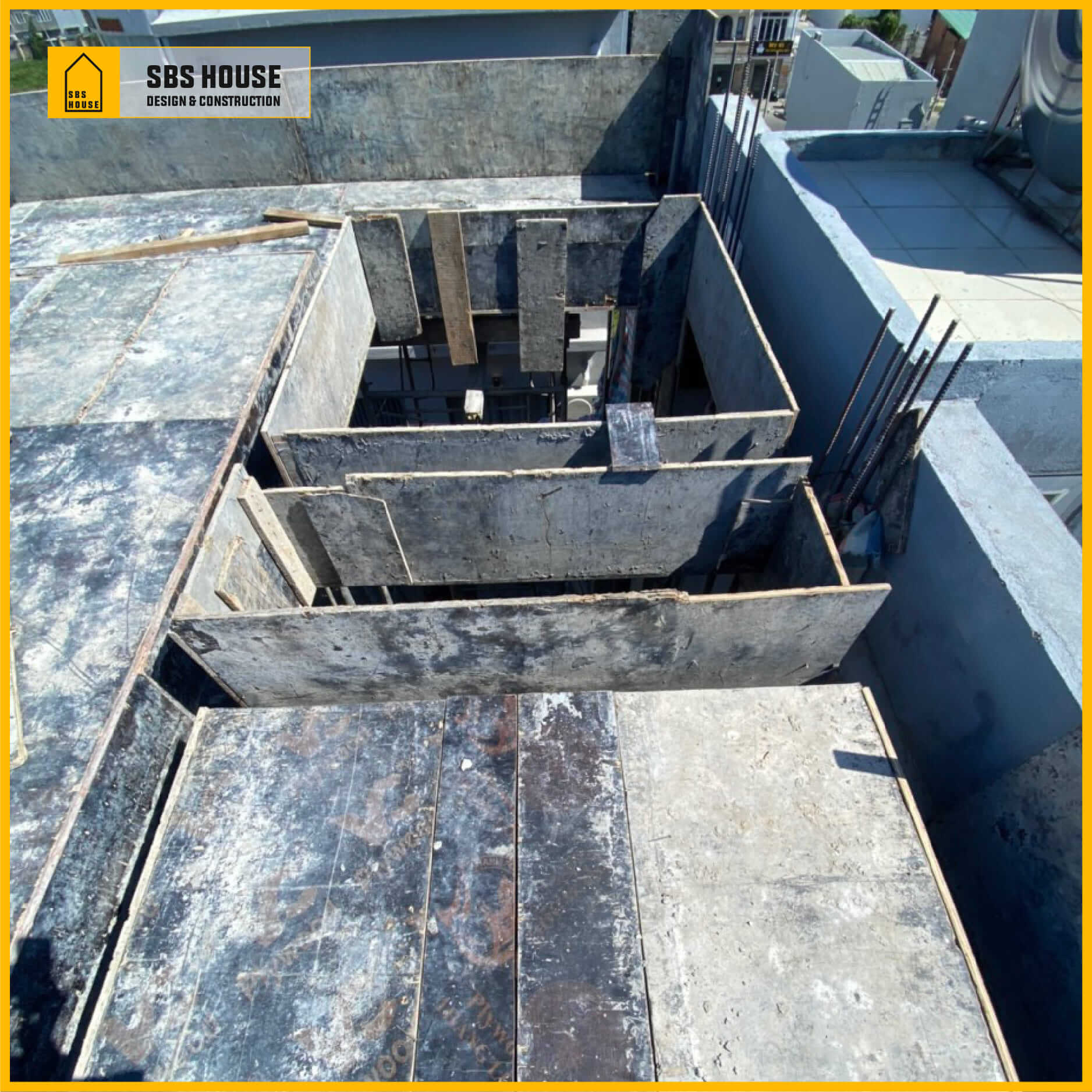 thời gian tháo dỡ cốp pha sàn
