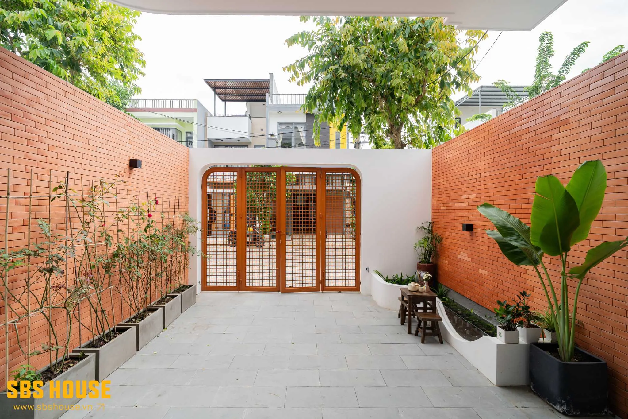 Thiết kế kích thước và tỷ lệ cổng nhà ở nông thôn hài hòa