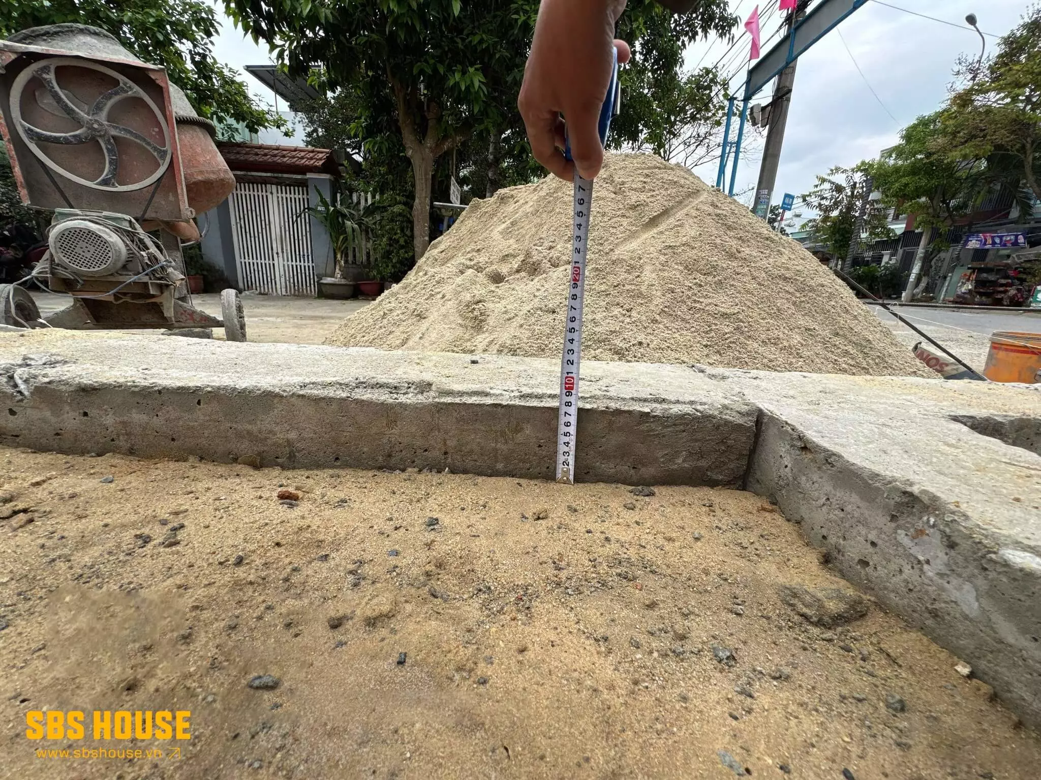 kinh nghiệm đổ nền nhà bằng cát của SBS HOUSE 