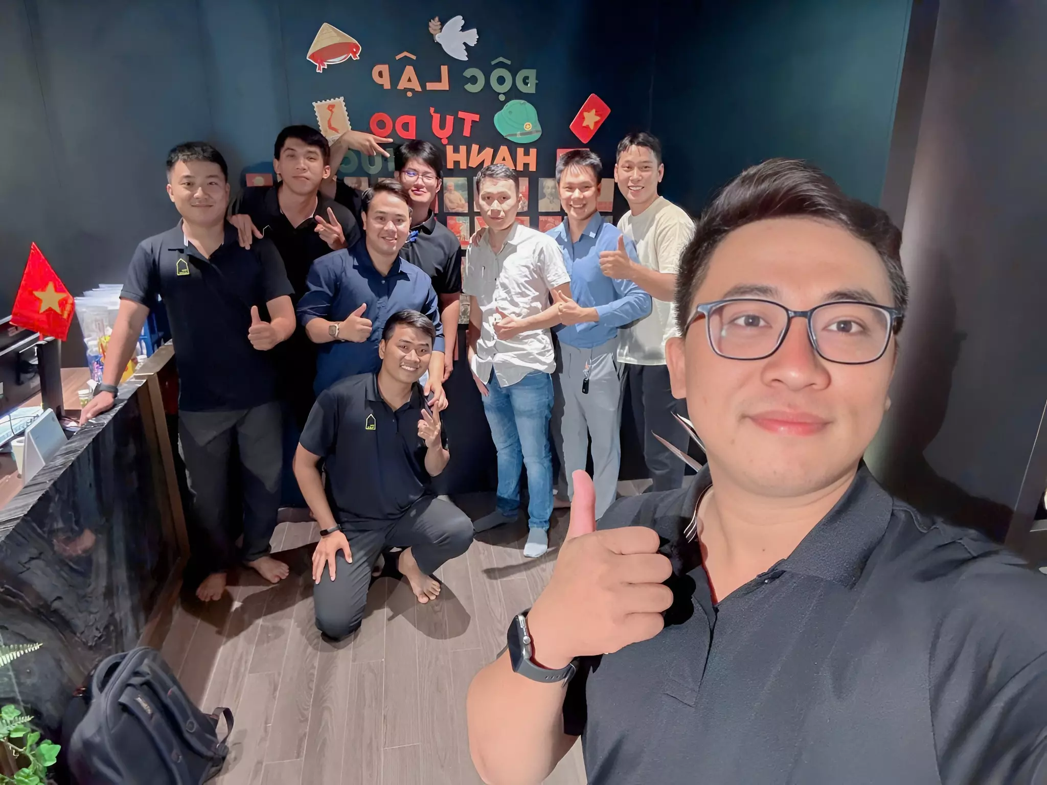 Những khoảnh khắc kết nối tại văn phòng